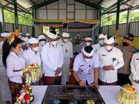 Wawali Agus Arya Wibawa Resmikan TPS3R Pertiwi Kerthi Desa Dauh Puri Kaja TPS3R