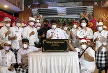 Bupati Sanjaya Resmikan Wantilan Banjar Pande Sebagai Simbol Bersatunya Rakyat dan Pemerintah Wantilan Banjar Pande