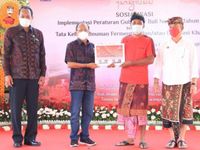 Gubernur Koster Minta Tutup Produksi Arak Gula di Karangasem Arak Gula