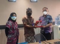 Tingkatkan Sumber Bahan Baku Laut, Dinas Kelautan dan Perikanan Sulbar Kunjungin FKP Unud FGD