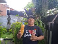 Akademisi FP Unwar Dorong Produksi Eco-Enzyme Massal untuk Biodisinfektan Eco-Enzyme