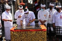 Bupati Sanjaya: Ngenteg Linggih di Banjar Sakeh Bukti Sinergi Masyarakat dengan Pemerintah Ngenteg Linggih