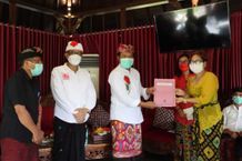 Penyerahan SK Penetapan Puskesmas Sebagai BLUD BLUD