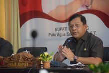 Wabup Buleleng Sampaikan Jawaban Atas Pemandangan Umum Fraksi-fraksi atas Empat Ranperda Ranperda