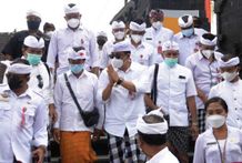 Bupati Sanjaya Ingatkan Warga Pacung Selalu Kompak Wujudkan Pembangunan Pacung