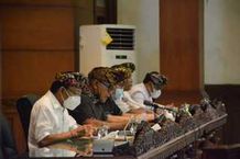 Rapat Peripurna ke-8, DPRD Bali Apresiasi Gubernur Koster Sutindih Membangun Bali DPRD Bali