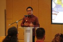 Wawali Arya Wibawa Buka Bimbingan Teknis Meningkatkan Realisasi Investasi di Kota Denpasar Investasi