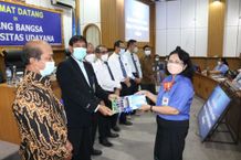 Dekan FMIPA Unud Terima Pagu Anggaran TA 2023 pada Musrenbang Unud FMIPA