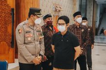 Adi Arnawa Tinjau Pelaksanaan Vaksin Booster untuk Pemuka Agama dan Masyarakat Umum FKUB