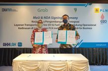 Perkuat Digitalisasi Sistem Transportasi, PLN Gandeng Grab Untuk Efisiensi dan Produktivitas Operasional Grab x PLN