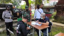 Tim Yustisi Denpasar Jaring 8 Pelanggar Prokes di Kelurahan Kesiman Prokes