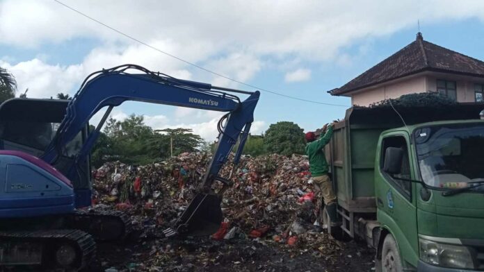 Sampah di Denpasar