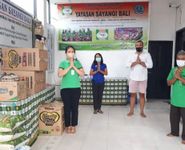 Dituduh Mencuri, Siapa Sangka WNA Asal Uzbekistan ini Ternyata Seorang yang Dermawan Bule