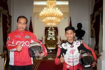 Pebalap Astra Honda, Veda Ega Bertemu Presiden RI dan Ikuti Parade MotoGP Mandalika 2022 MotoGP