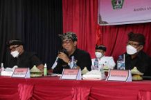 Bupati Tabanan Dukung Gotong-Royong Ngaben Massal Desa Adat Ole Ngaben Massal