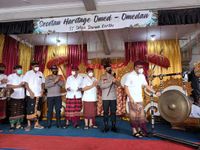 Wali Kota Jaya Negara Buka Sesetan Heritage Omed-omedan Festival 2022 Omed-omedan