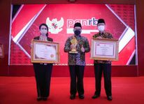 Menteri Agama Yaqut Cholil Qoumas Melecut Kanwil Kementerian Agama Provinsi Bali Raih Predikat “Pelayanan Prima” dari Kemenpan RB Menteri Agama