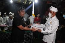 Bupati Giri Prasta Hadiri Acara Rsi Yadnya Apodgala Dwijati Griya Gede Bukian Desa Pelaga Rsi Yadnya