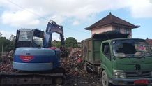 Pemkot Denpasar Gerak Cepat Tangani Sampah di TPSS Eks Pasar Loak Sampah