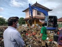 Pengangkutan Sampah di TPSS Eks Pasar Loak Terus Dioptimalkan Sampah