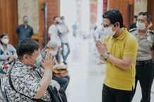Sekda Badung Tinjau Pelaksanaan Vaksin Booster Untuk Masyarakat Umum Vaksin