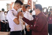Serahkan SK 116 CPNS dan 450 P3K, Bupati Tabanan: ASN Bekerja Tulus, Tuntas dan Bertanggungjawab ASN