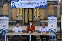 Bupati Suwirta Motivasi dan Dukung Peserta Pelatihan Program Banjar Creative Space Desa Akah Banjar Creative Space