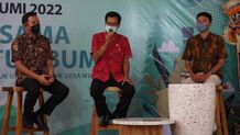 Sambut Hari Bumi, Diageo Indonesia Bersama Kopernik Mengubah Botol Kaca Bekas jadi Produk Terazo Terazo