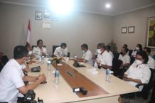 Evaluasi Program RSD Mangusada, Bupati Giri Prasta Harapkan Cerdas Melayani RSD Mangusada