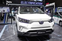 PLN Dukung Toyota Kembangkan Kendaraan Listrik di Indonesia PLN dukung Toyota