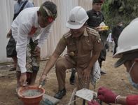 Bupati Bangli Hadiri Peletakan Batu Pertama Pembangunan PLTS di Desa Catur PLTS