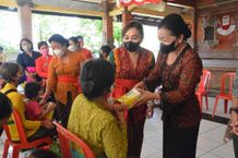 Sagung Antari Jaya Negara Tuntaskan Penyerahan Bantuan PMT dan Sambako PMT