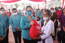 Ketua TP PKK Tabanan Hadiri Program PKK “Pasar Rakyat” di Bangli Pasar Rakyat