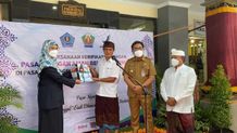 Tim Verifikasi Pasar Pangan Aman Tingkat Nasional Nilai Pasar Nyanggelan Panjer, Wawali Arya Wibawa: Pasar Aman Tingkatkan Kepercayaan Masyarakat dan Daya Saing Pasar Nyanggelan