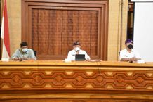 Pantau Pelayanan Masyarakat di GSD, Sekda Alit Wiradana Ingatkan ASN Terus Tingkatkan Kompetensi di Era Digital Gedung Sewaka Dharma