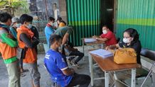 24 Pelanggar Prokes Terjaring, Disanksi Melafalkan Pancasila dan Nyanyikan Lagu Wajib Nasional Pelanggar Prokes