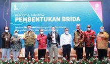 Gubernur Koster Paparkan Capaian Kinerja Badan Riset dan Inovasi Daerah Bali Dihadapan Gubernur se-Indonesia Riset