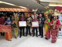 Sanur Kauh dan Kesiman Kertalangu Raih Penghargaan Desa Zero Waste dari Kemendagri Desa Zero Waste