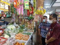 Antisipasi Kenaikan Harga dan Jamin Ketersediaan Sembako Jelang Hari Lebaran di Pasar Ketapian Pasar Ketapian