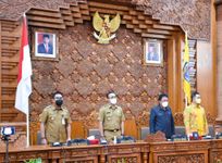 Pembukaan Sidang Paripurna DPRD Kota Denpasar, Wali Kota Jaya Negara Sampaikan LKPJ Tahun Anggaran 2021 Sidang DPRD