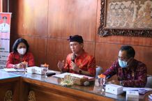 Komitmen Turunkan Angka Stunting, Bupati Suwirta Bentuk Tim Percepatan Penangan Penurunan Stunting Kasus Stunting di Klungkung