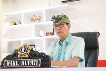 Wabup Suiasa Ajak Masyarakat Ikut Melestarikan Naskah Kuno Naskah Kuno