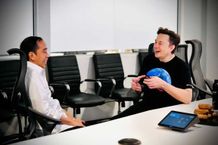Setelah Diskusi Empat Mata Bersama Jokowi, Elon Musk Siap Jajaki Kerja Sama dengan Indonesia Jokowi x Elon