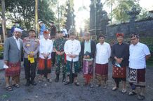 Danrem Wira Satya Hadiri Pentas Seni Bertajuk ‘Nuwur Kukuwung Ranu’ di Pura Segara Danu Kintamani Nuwur Kukuwung Ranu
