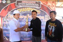 Bupati Suwirta Buka Lomba Burung Mahakarya Putra Klungkung CUP III Tahun 2022 Lomba Burung
