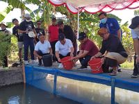 Ajak Warga Jaga Kebersihan Sungai, Wawali Arya Wibawa Buka Lomba Mancing ST. Widya Dharma Banjar Penyaringan Sanur Kauh Mancing