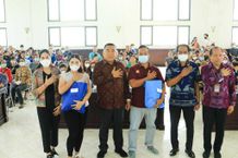 Banyak Kegiatan Positif, Bupati Tamba Apresiasi Peringatan May Day 2022 di Jembrana May Day