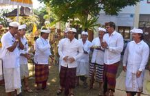 Wali Kota Jaya Negara Hadiri Pemelaspasan dan Mecaru PAUD, TK dan SMP Kesuma Sari Kesuma Sari