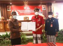 Wujudkan Pelayanan Publik AUM, Pemkab Tabanan Tandatangani Rencana Kerja dengan Ombudsman RI Provinsi Bali Ombudsman
