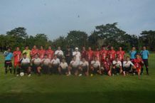 PSP. Pemprov Bali Tandang ke Kabupaten Gianyar Melawan Pemkab Gianyar FC Sepak Bola